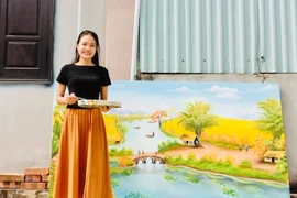 Cô gái bỏ phố về quê trong dịch, dạy vẽ miễn phí cho trẻ em