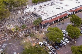 Video: Nổ khí gas kinh hoàng, trung tâm thương mại ở Mỹ tan hoang