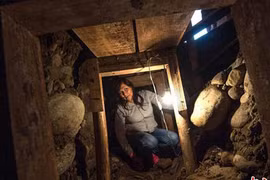 Những con người kỳ dị: Đào nền nhà vì nghĩ có kho báu ở dưới