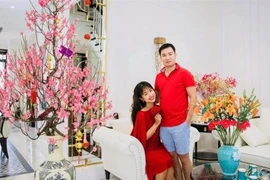 Vân Hugo lần đầu tiết lộ quá khứ của chồng sắp cưới