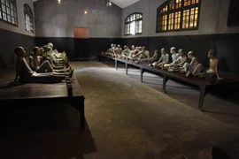 10 nhà tù lịch sử khét tiếng một thời: Có cả nhà tù Hỏa Lò