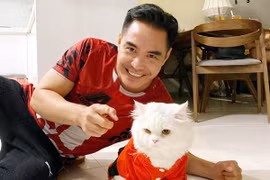 Diễn viên Trung Dũng U50: Sống một mình bình yên bên chú mèo nhỏ