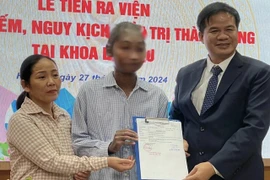 Nam thanh niên mắc bệnh hiếm ổn định trong ngày xuất viện