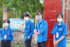 Nhan sắc “đốn tim” của dàn tình nguyện viên tiếp sức mùa thi