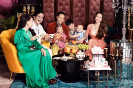 Bố mẹ Hồ Ngọc Hà ứng xử như thế nào với Kim Lý ?