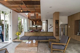 Báo Tây tấm tắc khen nội thất tinh tế trong căn biệt thự ở Hưng Yên