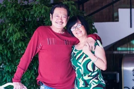 Nghệ sĩ Chánh Tín lần đầu nói về bi hài kịch ngoại tình bị vợ phát hiện