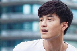 Hậu chia tay Hoàng Oanh, Huỳnh Anh lại bị tố thiếu chuyên nghiệp