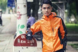 Chàng trai 9X đam mê "xê dịch" theo cách "điên" của riêng mình