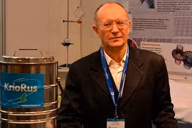 Đóng băng não thiên tài khoa học Nga chờ ngày hồi sinh