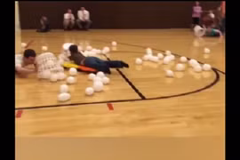 Video: Trò chơi “hại não” thu hút nhiều người chơi