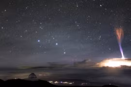 Phát hiện tia sét kỳ lạ xuất hiện giữa bầu trời Hawaii