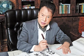 Người dọn dẹp trở thành tỷ phú để lại 46.000 tỷ làm từ thiện