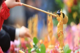 Tại sao có nghi thức tắm Phật trong lễ Phật đản?