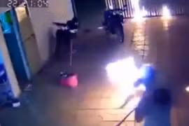 Cả nhà bị ném bom xăng giữa khuya khiến nhiều người bỏng nặng