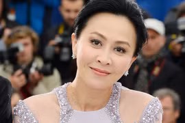 Cuộc sống Lưu Gia Linh: Mặc áo 7 tỷ, mua bình hoa 18 tỷ