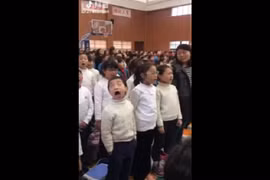 Video: Hát không hay nhưng quan trọng là... thần thái!