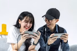 ViruSs và Ngân Sát Thủ thân mật sau thông tin "nối lại tình xưa"