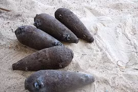 Hàn móc sắt vào đạn cối, thợ cơ khí suýt chết