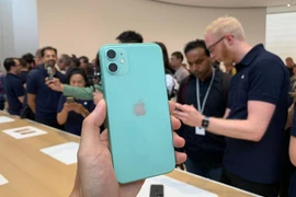 Video: Tổng quan về 3 mẫu iPhone mới của Apple