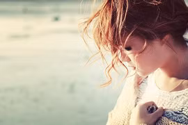 Trị chồng ngoại tình, vợ trở thành "gái hư" sau một đêm