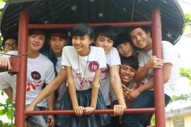 "Cô gái thời tiết" Xuân Anh bất ngờ chia sẻ ảnh 8 năm về trước