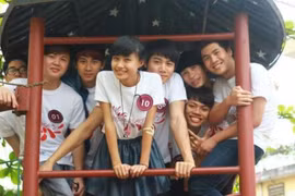 "Cô gái thời tiết" Xuân Anh bất ngờ chia sẻ ảnh 8 năm về trước