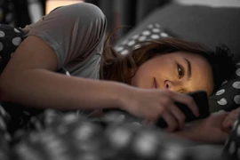 4 cách tránh bị tổn thương khi hẹn hò online