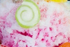 Video: Tự làm đá bào lâu tan giữa mùa hè chỉ với thao tác đơn giản