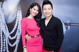 Hé lộ bạn gái mới thay thế Ngọc Trinh của ông trùm chân dài?