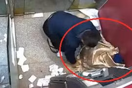 Video: Người đàn ông đắp chăn cho cụ già ăn xin lay động dân mạng