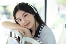 Lọ Lem đăng ảnh, MC Quyền Linh phản ứng thế nào mà được khen?