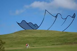 Mỏi mắt những tác phẩm điêu khắc khiến khách ngoái lại nhìn