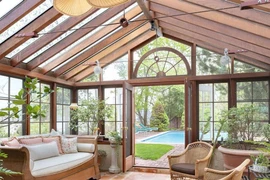 "Đột nhập" biệt thự của mỹ nhân 'Avengers' Scarlett Johansson