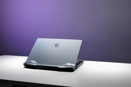 Có gì trong mẫu laptop gaming cao cấp GE66 Raider 10UG