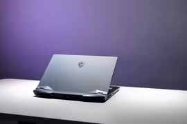 Có gì trong mẫu laptop gaming cao cấp GE66 Raider 10UG