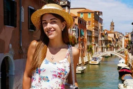 Video: Venice - thành phố không ôtô, nơi cấp cứu cũng phải đi thuyền