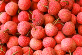 Giữa dịch Covid-19 bùng phát, bất ngờ với doanh thu bán vải của Bắc Giang