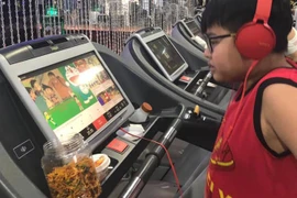 Cậu bé lười biếng khiến dân mạng cười ngất vì hành động này