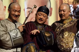 Câu trả lời ngắn gọn của Kỷ Hiểu Lam khiến Hòa Thân bẽ mặt