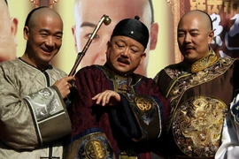 Câu trả lời ngắn gọn của Kỷ Hiểu Lam khiến Hòa Thân bẽ mặt