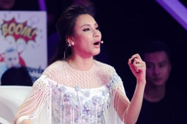 Lùm xùm Hồ Quỳnh Hương – Hari Won: Chiếc ghế giữa có quan trọng?