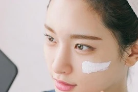 4 lỗi khi bôi kem chống nắng vô tình khiến da bị tổn thương