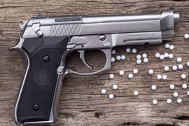 Chuyến bay náo loạn vì một bức ảnh gửi qua AirDrop