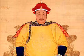 Ai là "ông vua không ngai" giúp nhà Thanh thống trị Trung Quốc?