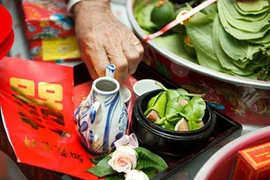 Nhà trai "bỏ tráp" 450 nghìn đồng khiến cô dâu hoang mang