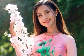 Nhan sắc ngọt ngào của HH chuyển giới Hoài Sa đi thi The Voice