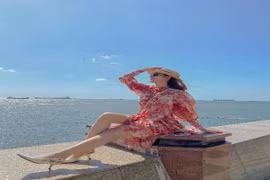 Minh Hằng nóng mặt vì anti-fan bắt bẻ