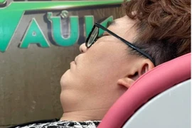 "Tình tin đồn" Võ Tấn Phát đăng ảnh "dìm hàng" MC Đại Nghĩa