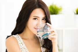 Video: 6 thói quen giúp tỉnh táo không cần caffeine